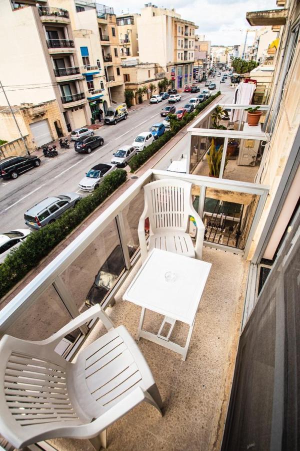 Apartment 5 Mins Away From The Beach. St. Paul's Bay Exterior photo